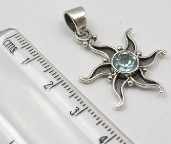 Pandantiv Argint 925 cu Topaz Albastru 3,5 cm lungime